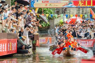 萨内蒂庆祝国米夺冠：让我们继续这样保持下去，用球场表现来说话